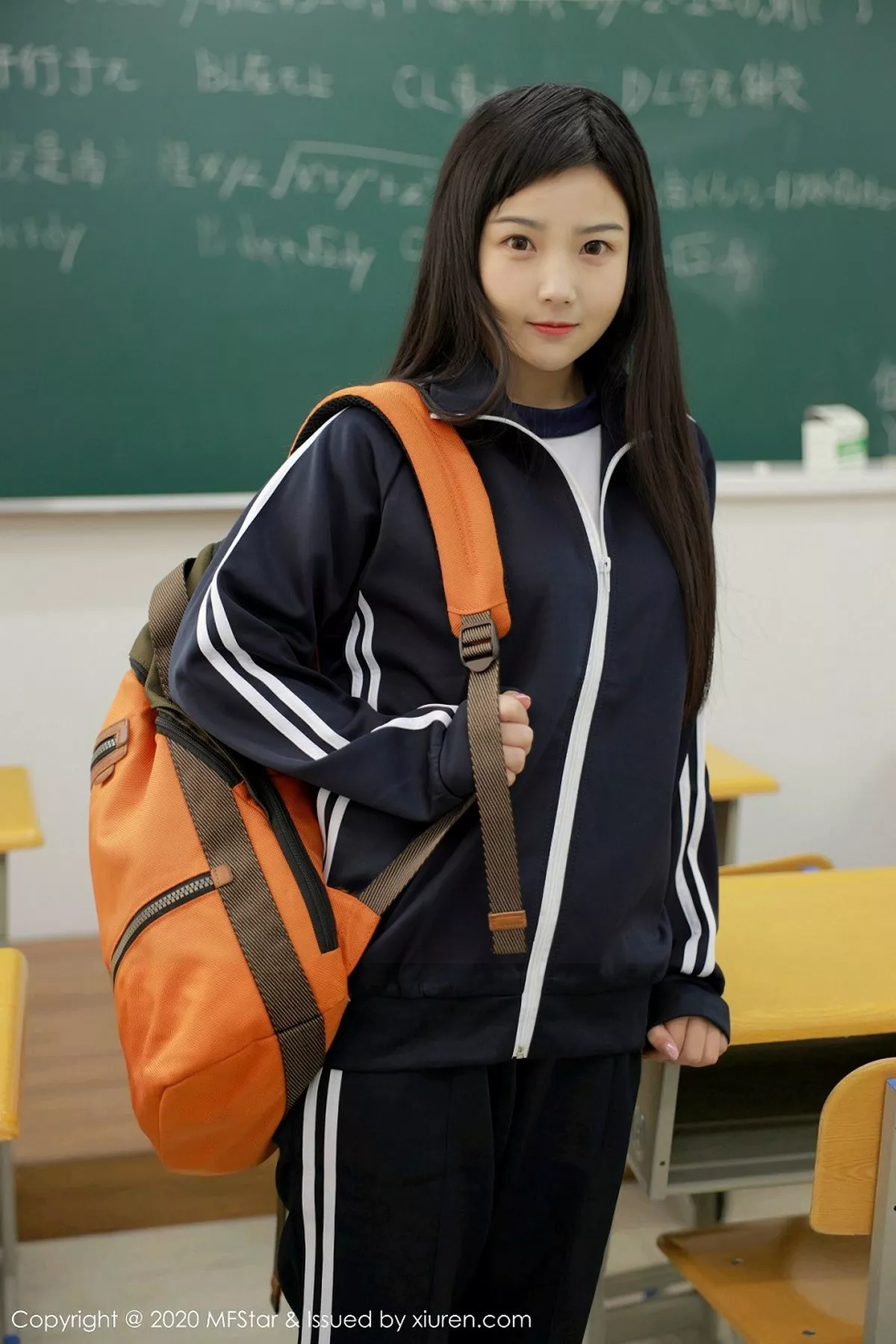 [MFStar模范学院]第273期徐微微写真 [64P]-lcoser