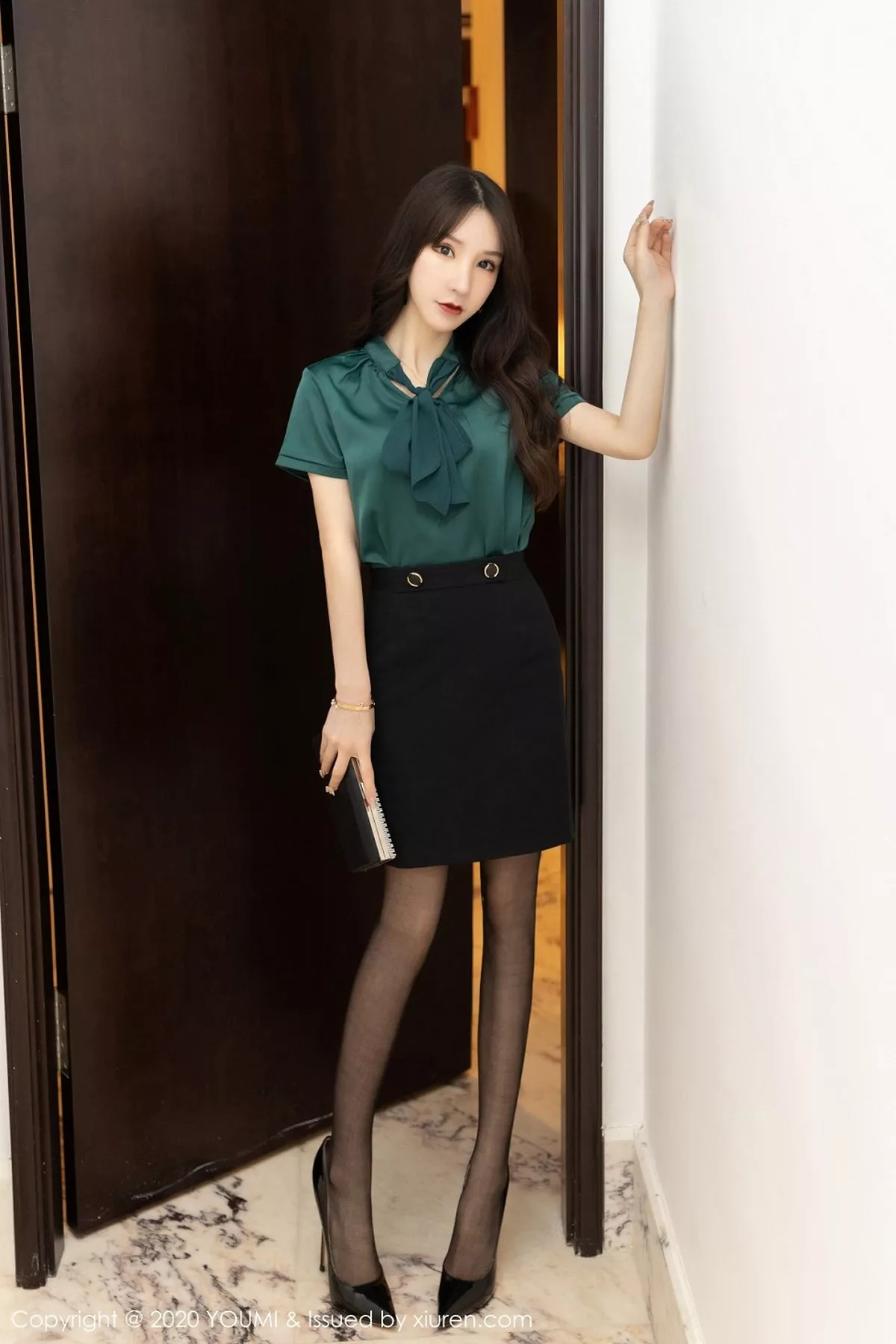 [YouMi尤蜜荟]第519期周于希写真 [64P]-lcoser