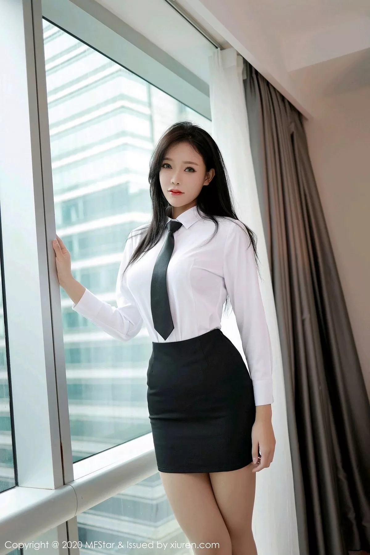 [MFStar模范学院]第423期娜比写真 [61P]-lcoser