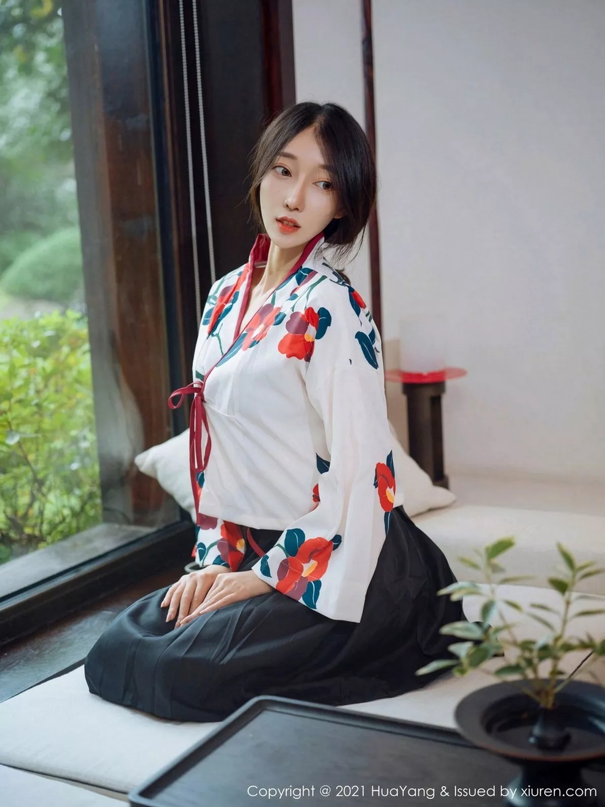 [HuaYang花漾]第347期玥儿玥写真 [43P]-lcoser