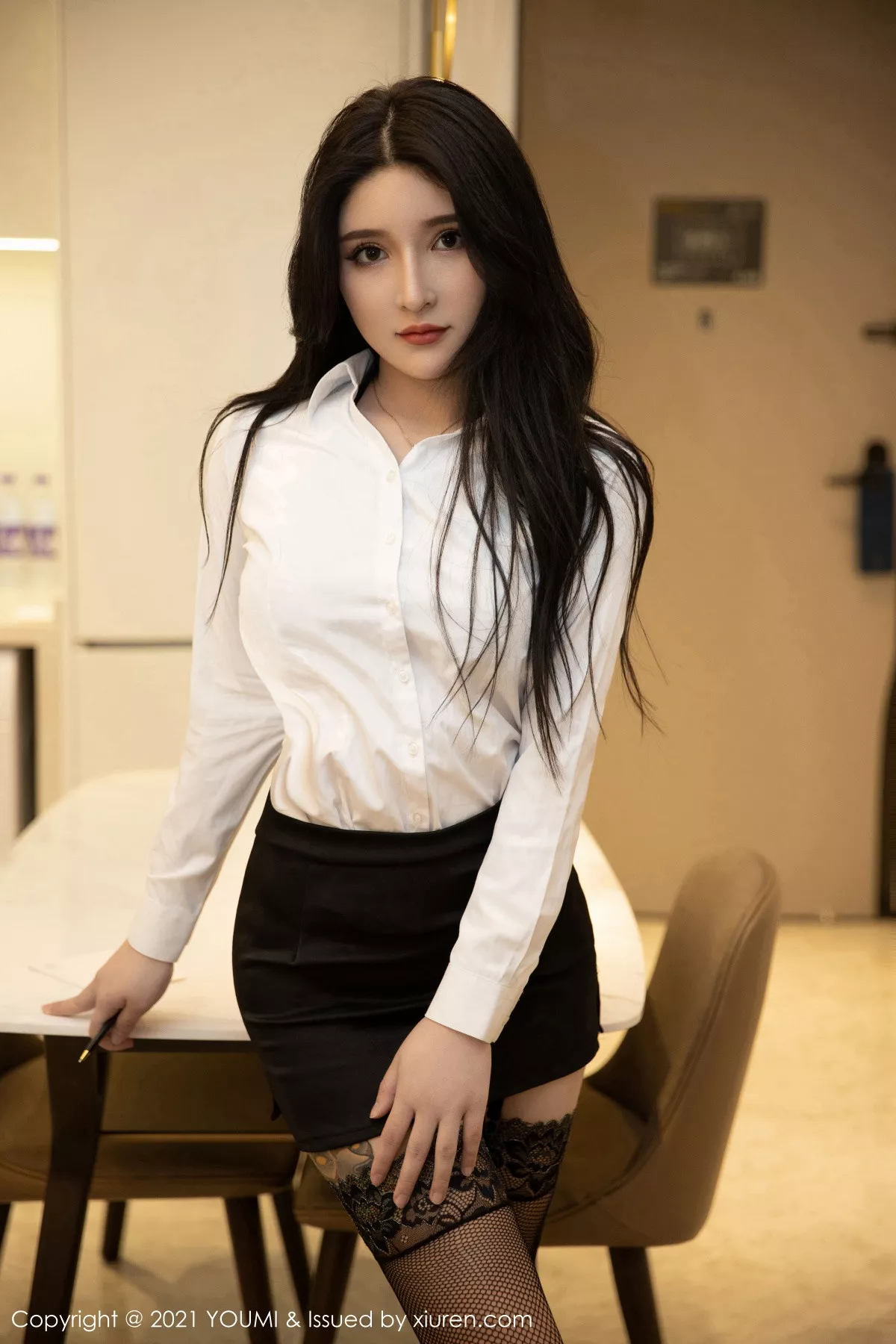 [YouMi尤蜜荟]第618期姝姝不是妹妹写真 [40P]-lcoser