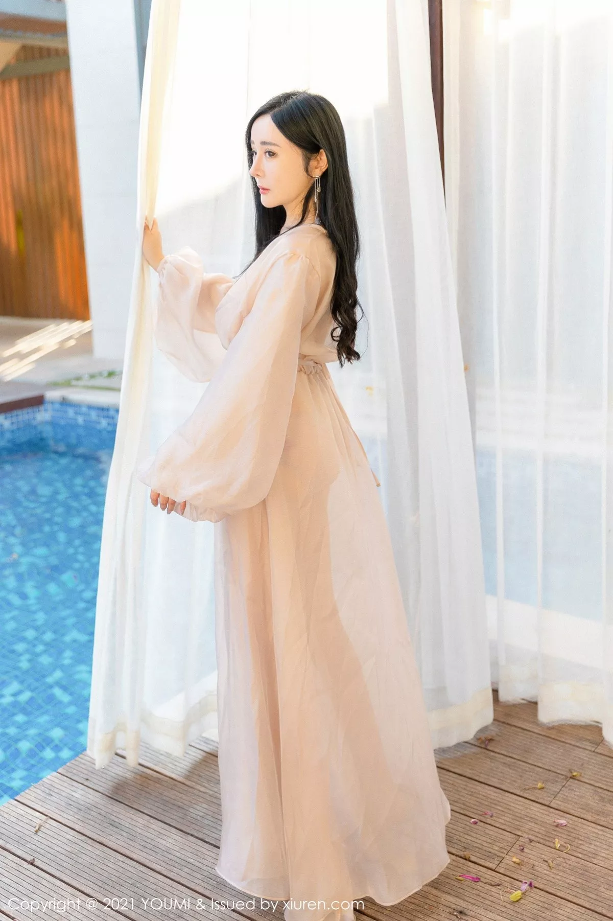 [YouMi尤蜜荟]第631期允爾写真 [76P]-lcoser