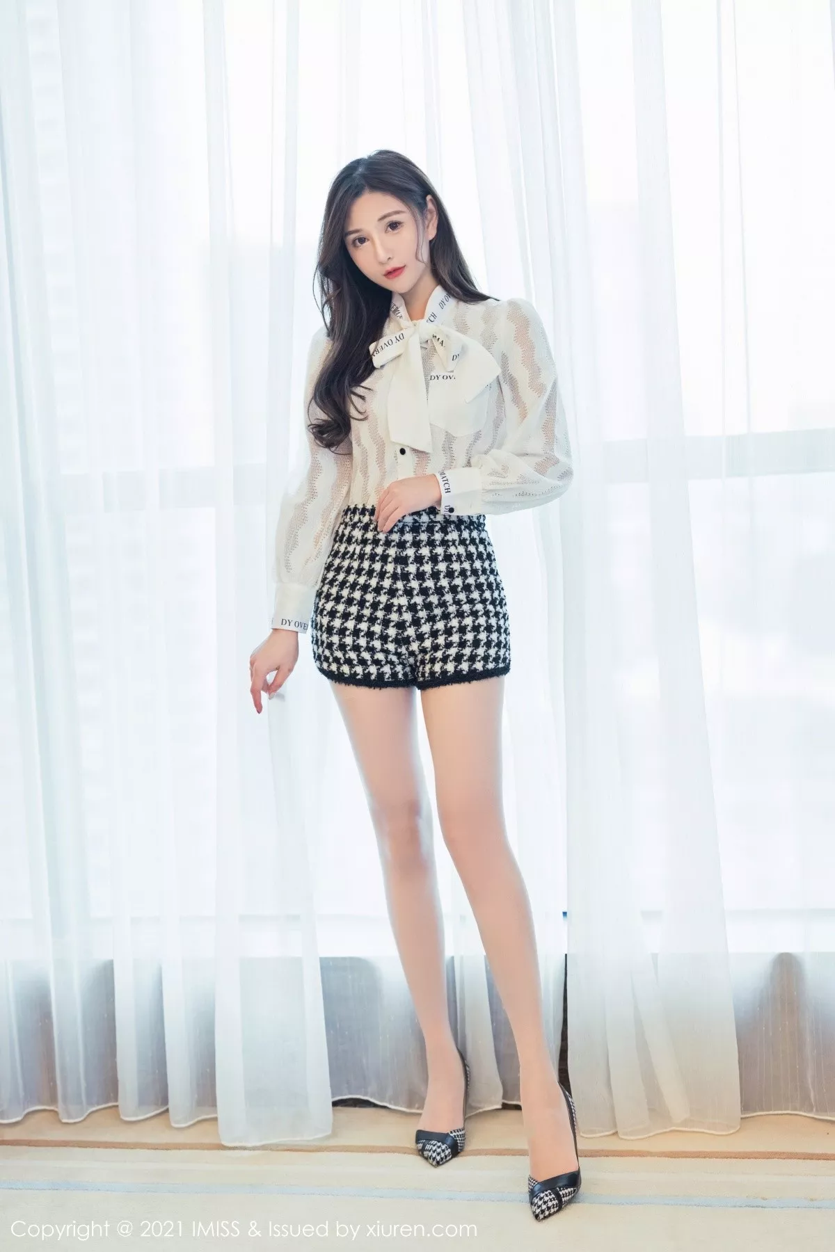 [Imiss爱蜜社]第579期Lavinia写真 [47P]-lcoser