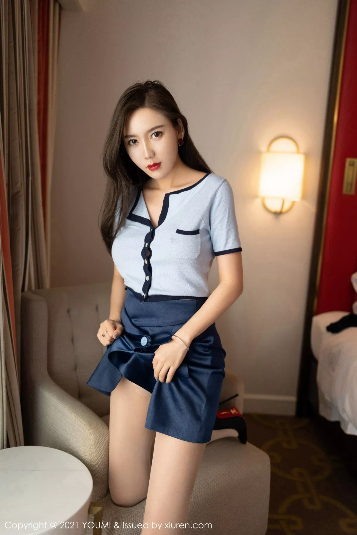 [YouMi尤蜜荟]第666期艾静香写真 [52P]-lcoser