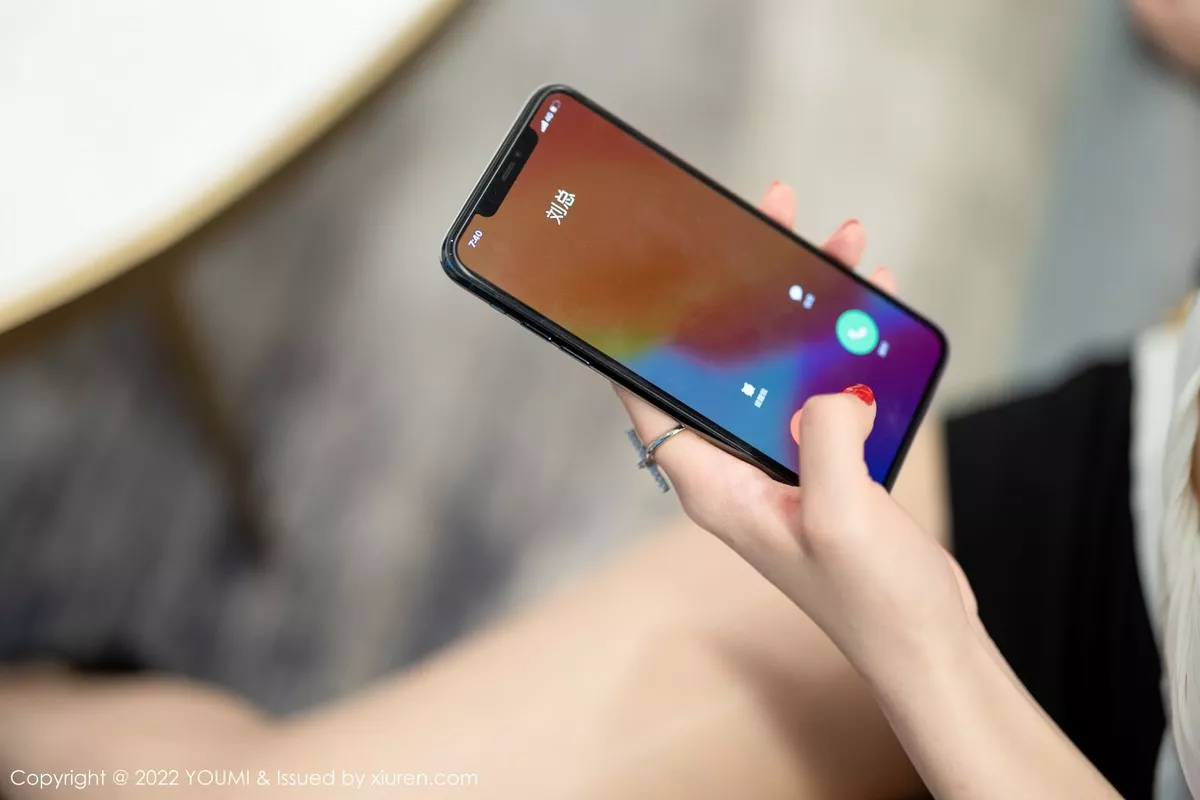 [YouMi尤蜜荟]第832期奶瓶土肥圆写真 [99P]-lcoser