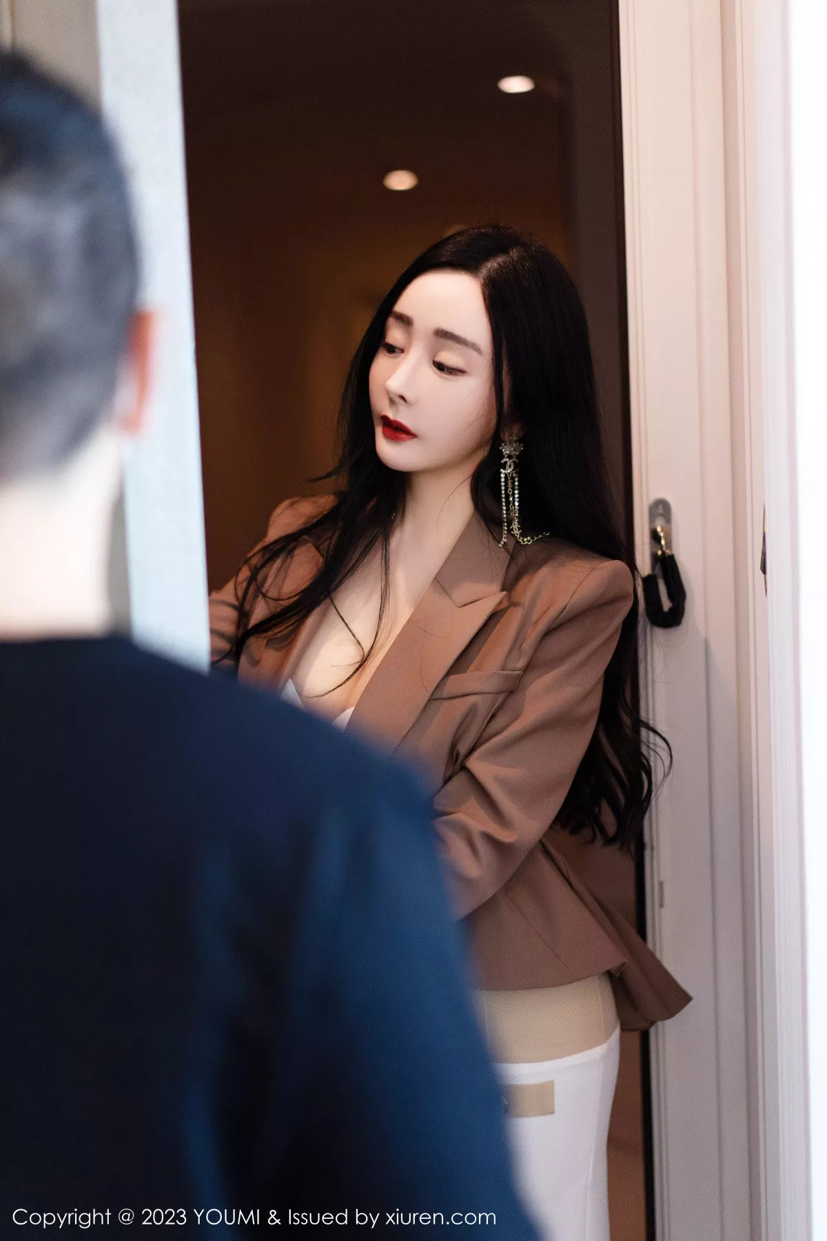 [YouMi尤蜜荟]第950期允爾写真 [73P]-lcoser