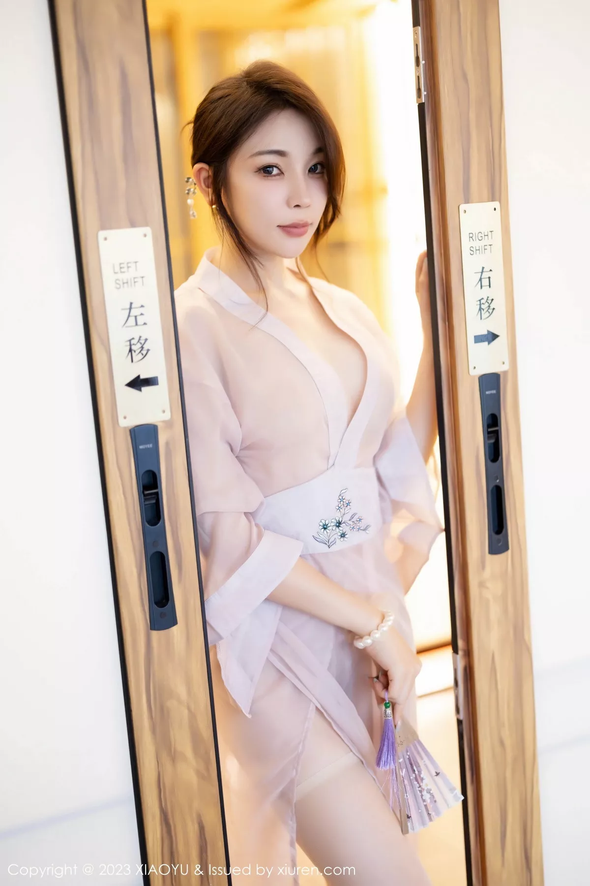 [XiaoYu画语界]第1076期徐莉芝写真 [82P]-lcoser