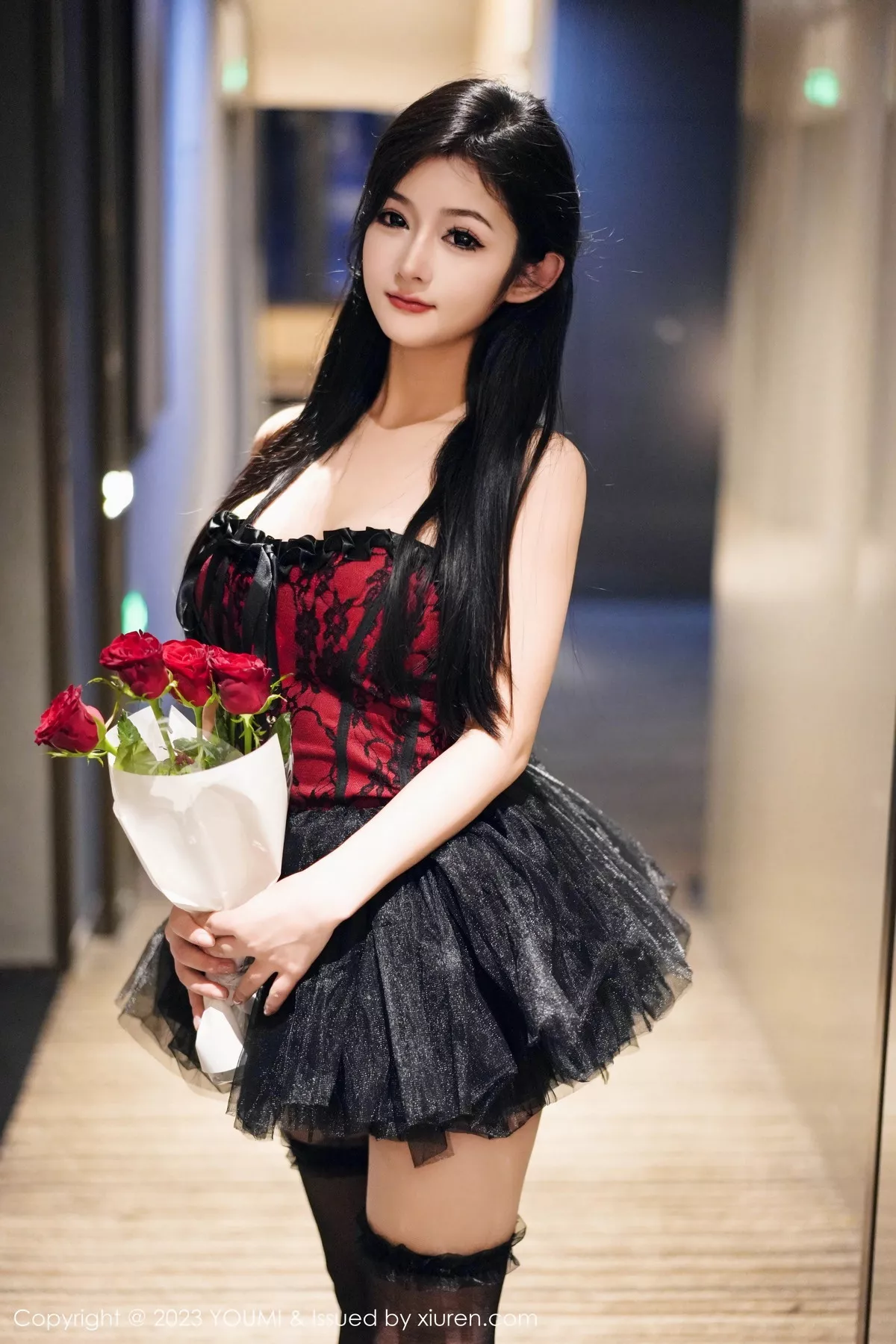 [YouMi尤蜜荟]第991期谭小灵写真 [74P]-lcoser