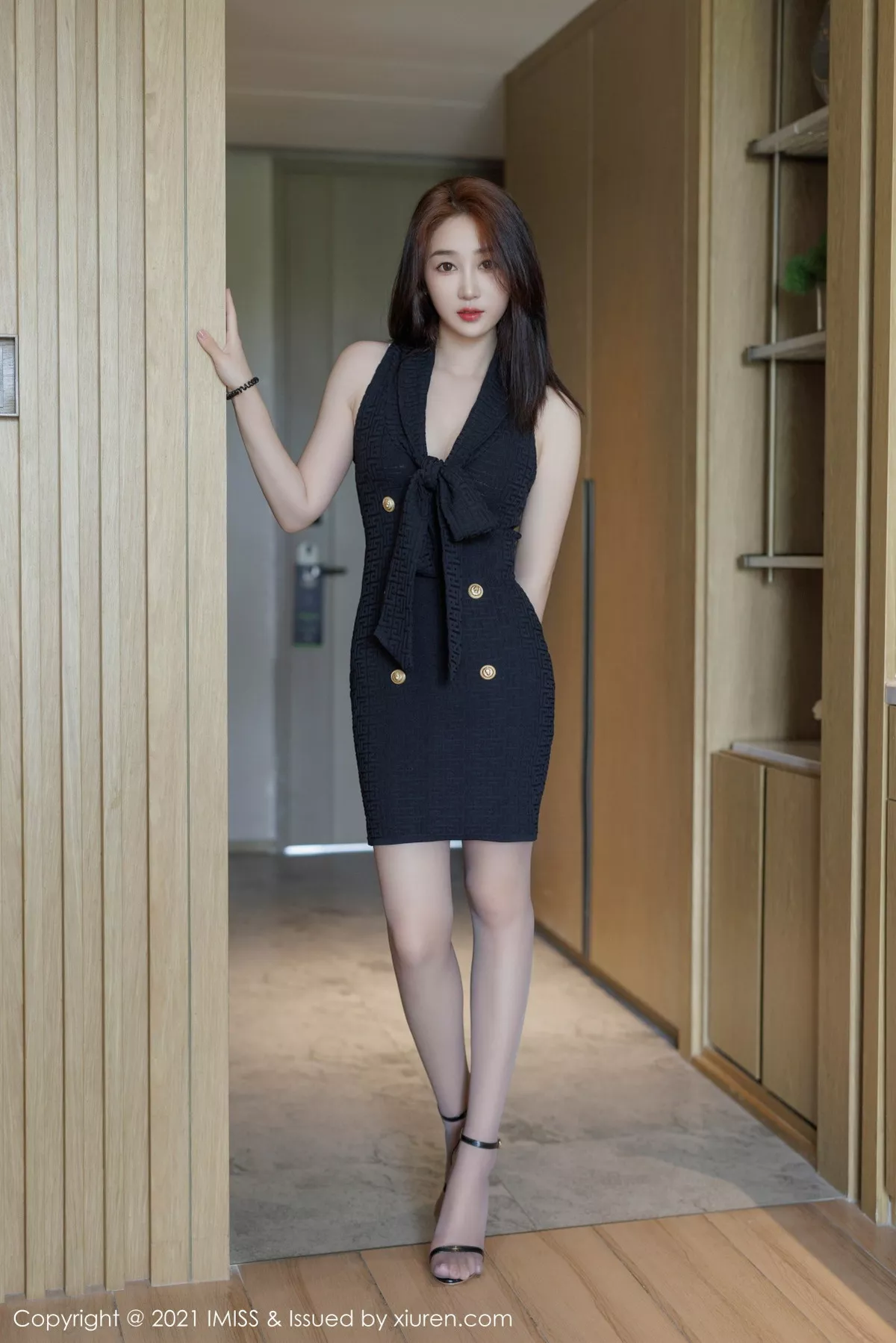 [Imiss爱蜜社]第751期九月生写真 [50P]-lcoser