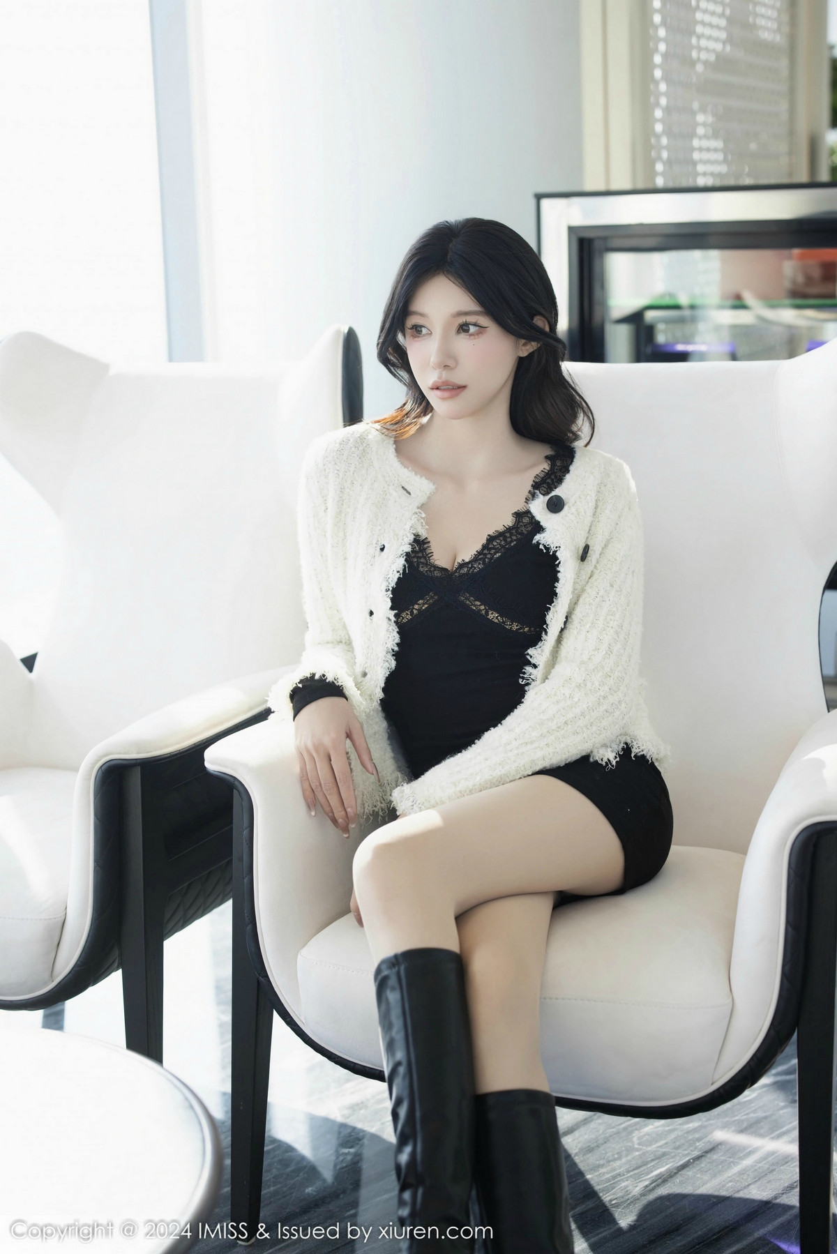 [Imiss爱蜜社]第780期泥鳅鳅写真 [51P]-lcoser